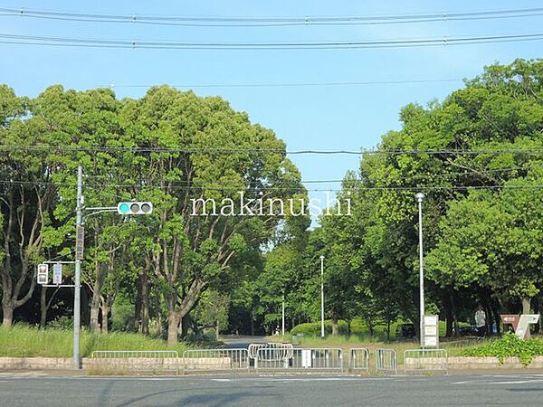 大泉緑地 徒歩15分。 1160m