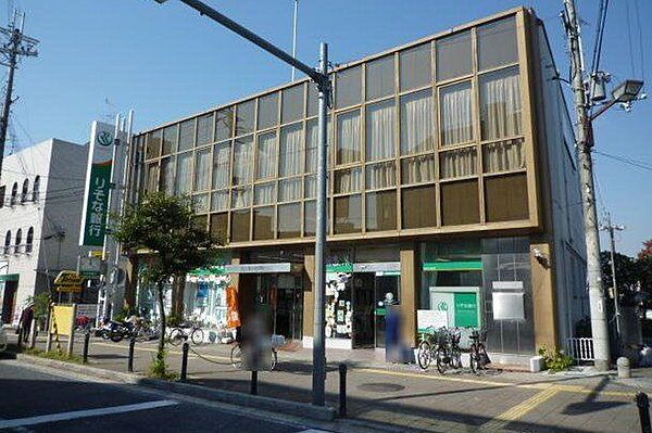 りそな銀行河内千代田支店 徒歩2分。 160m