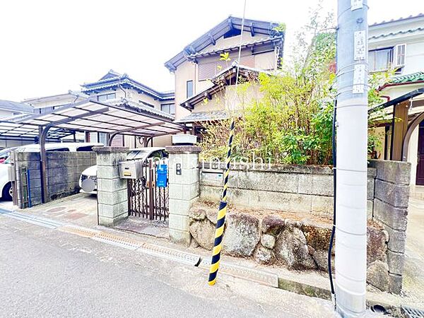 ■土地38.75坪■建築条件無し（お好きなハウスメーカーで建築できます）■南海高野線滝谷駅徒歩12分■前面道路との高低差ほぼ無し■ぜひご見学ください■
