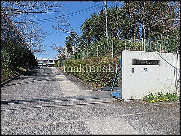 堺市立御池台小学校 徒歩15分。 1160m