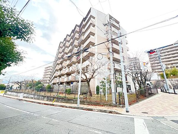 外観：327002215826