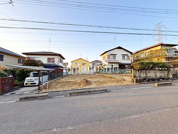 外観：327002205661