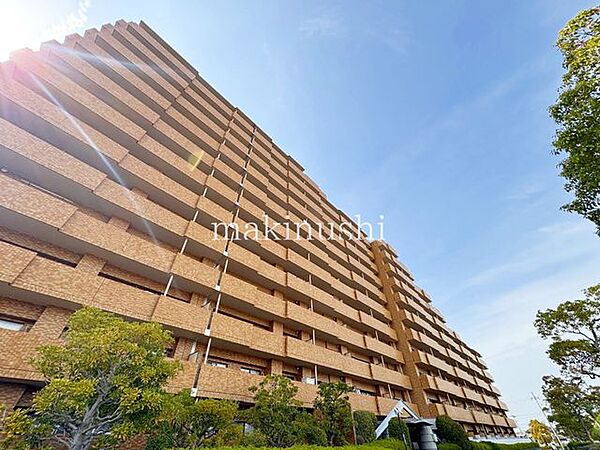 ■室内大変丁寧に使用さててます■9階部分につき眺望、通風良好■南海高野線金剛駅徒歩10分■人気のカウンターキッチン■平成27年に室内リフォームされてます■いつでもご見学可能です。ぜひご見学下さいませ■