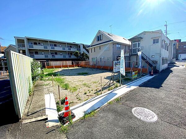 ■南海高野線「千代田駅」徒歩2分の好立地です■有効土地約59.8坪の平坦地■建築条件なし