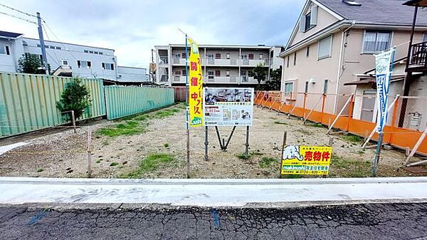 ■南海高野線「千代田駅」徒歩2分の好立地です■有効土地約59.8坪の平坦地■建築条件なし