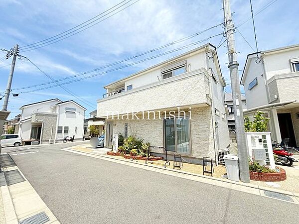 ■南西角地■耐震等級3■令和4年建築■駐車3台可（車種制限あり）■ＬＤＫに床暖房がございます■土地約48.81坪■室内大変丁寧にしようされてます■ご見学可能となっていますのでいつでもご連絡下さいませ■