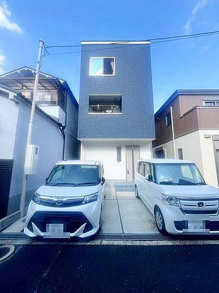 ■令和3年3月建築■3SLDK+駐車2台可■シューズクロークのあるお家■ウォークインクローゼット3ヶ所有り■洗濯物を守るインナーバルコニー■洗面脱衣場が広く使い勝手の良いお家です■ぜひご見学下さい♪■