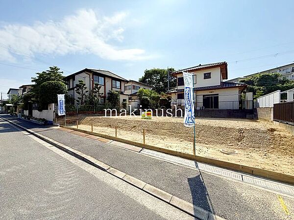 ■土地58.78坪（更地）■建築条件無しです■■お好きなハウスメーカーや工務店で建築して頂けます■前面道路との高低差僅少■前面道路幅員約8.3ｍ■雰囲気の良い住宅地です■ご見学可能です。お待ちしてます