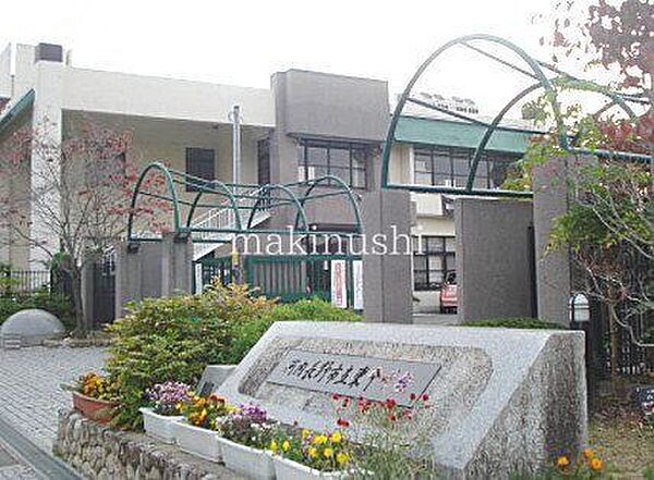 河内長野市立東中学校 徒歩23分。 1800m