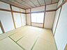 和室：和室畳のお部屋は夏は涼しく、冬はコタツスペースとしてほっこり過ごせます。