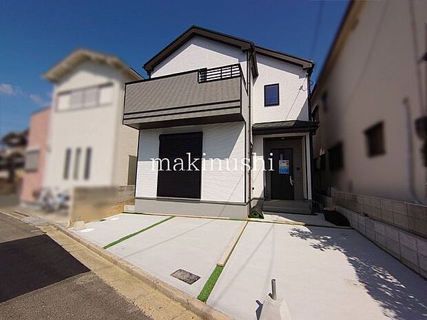 前面道路含む外観前面道路幅員(公道)約6.2m