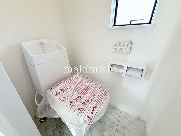 ・トイレは1階と2階にあります、夜のおトイレも階段を上り下りしないですみますね。