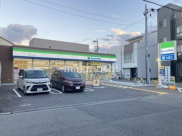 ファミリーマート恵我ノ荘駅北店 徒歩26分。 2030m