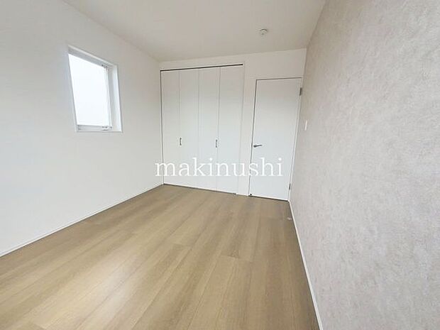 洋室趣味に合わせて使って頂けるようシンプルに仕上げてあります