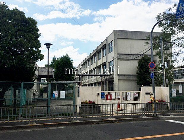 堺市立東深井小学校 徒歩6分。 420m