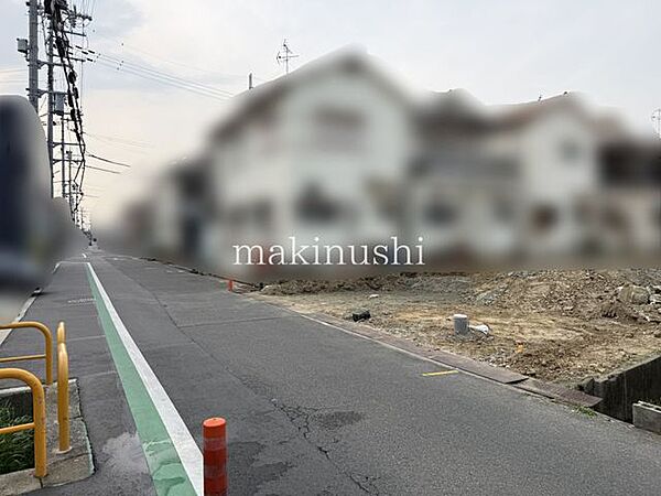 前面道路含む外観前面道路幅員（公道）約6.0ｍです