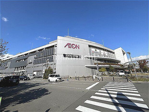 ココカラファインイオンモール堺鉄砲町店 徒歩21分。 1670m