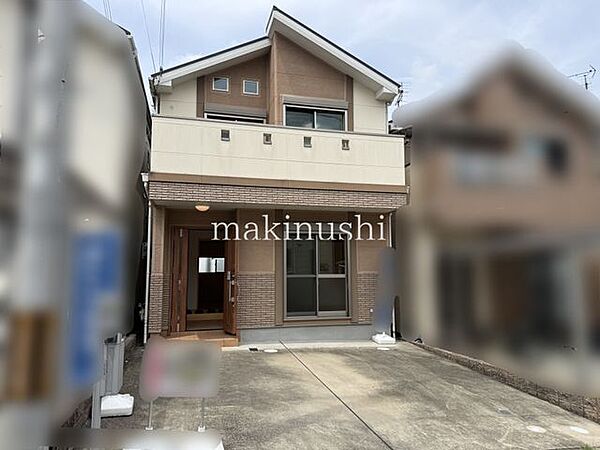 外観堺市南区御池台4丁　中古戸建現況空家ですお客様のご都合にて内覧可能お気軽にお問い合わせください。