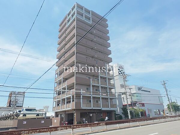 クレール諏訪ノ森マリーニア落ち着いた住環境に佇むマンションで、快適な暮らしを叶える住まいです。充実した設備と住みやすい間取りが魅力。ぜひ現地で住み心地を！