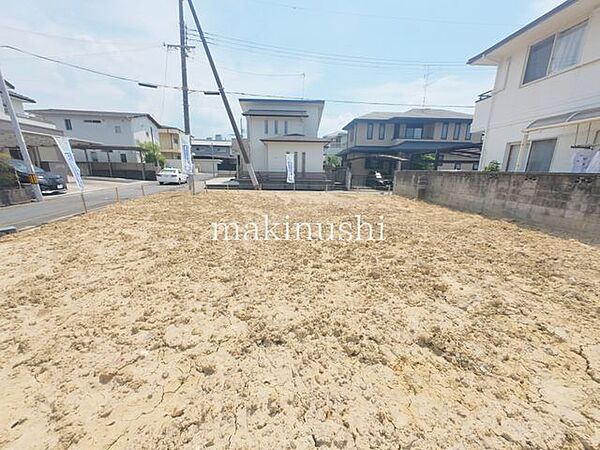 建築条件無し土地ですのでお好きなハウスメーカーで建てて頂けます。