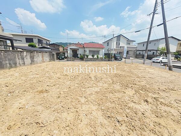 建築条件無し土地ですのでお好きなハウスメーカーで建てて頂けます。