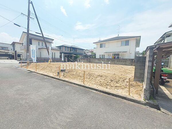 建築条件無し土地ですのでお好きなハウスメーカーで建てて頂けます。