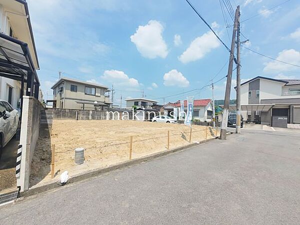 建築条件無し土地ですのでお好きなハウスメーカーで建てて頂けます。