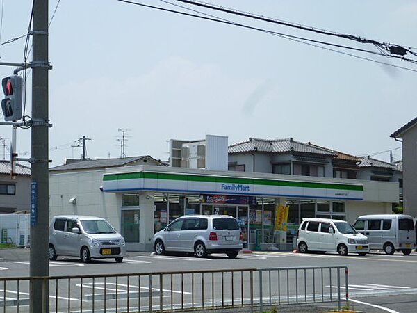 ファミリーマート藤井寺野中五丁目店 徒歩6分。 420m