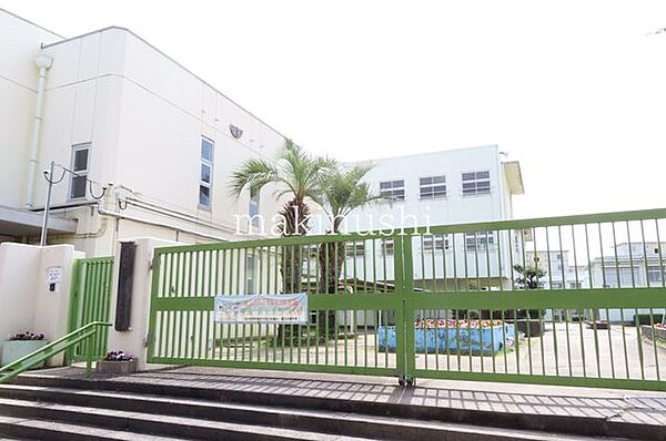 富田林市立高辺台小学校 徒歩6分。 450m