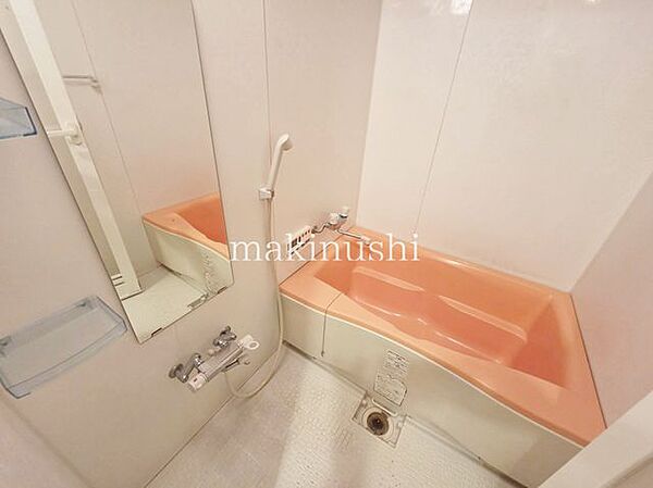 浴室もキレイにお使いです。