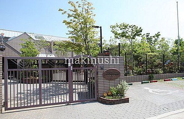 幼保連携型認定こども園東百舌鳥保育園 徒歩16分。 1210m
