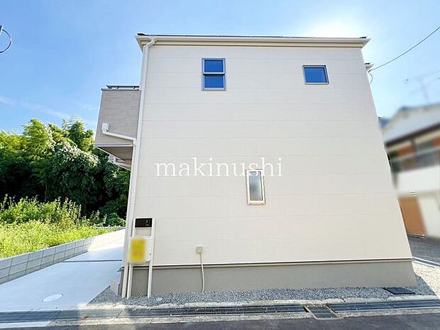 ・閑静な住宅街で落ち着いた時間を過ごせます、ゆったりとした暮らしをお望みの方に。
