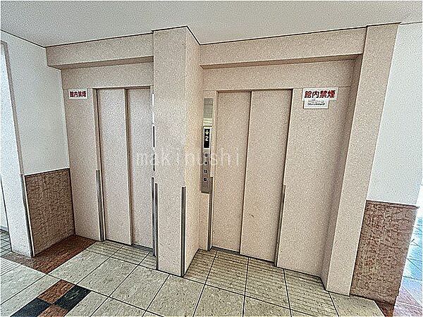 ・エレベーター2基有り、忙しい朝の出勤時間、待ち時間のイライラが少なくなります。
