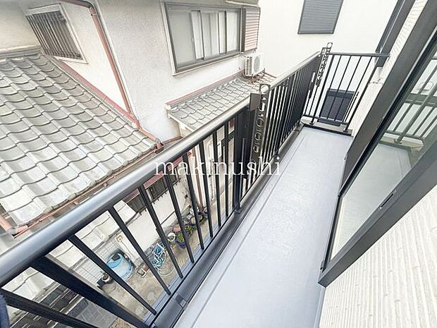 バルコニー風通しの良い明るいバルコニーです。