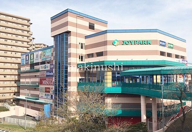 ジョイパーク泉ヶ丘 徒歩21分。 1670m