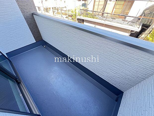 バルコニー風通しの良い明るいバルコニーです。
