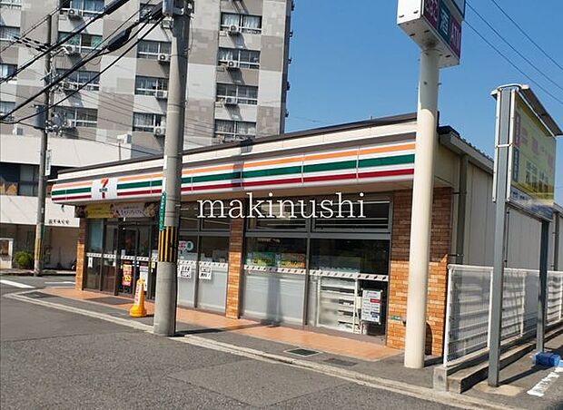 セブンイレブン堺津久野駅前店 徒歩24分。 1900m