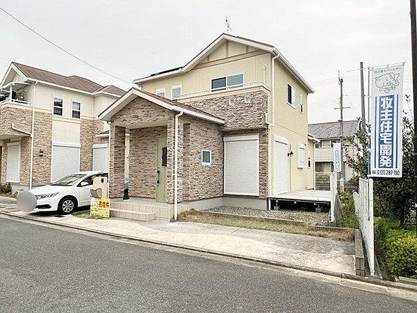 セカンドカーをお持ちのかたも嬉しい駐車2台可能♪