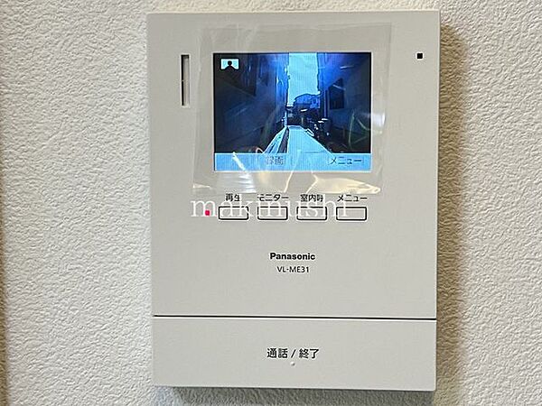ＴＶモニター付きインターホン♪ドアを開けずに用件がわかると何かと便利で安心です♪