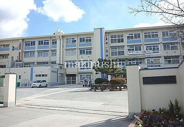 富田林市立金剛中学校 徒歩42分。 3350m