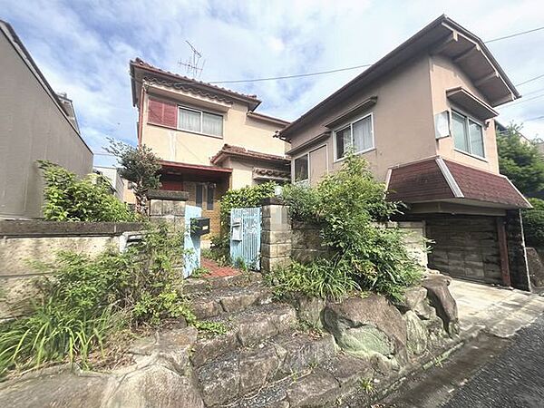土地43.58坪♪離れがあります♪