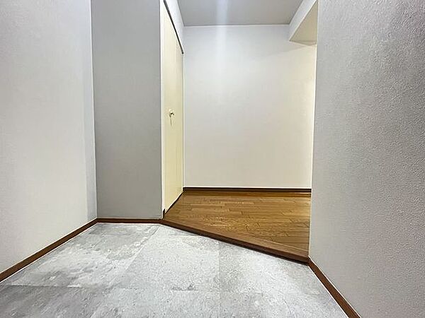明るくキレイな玄関で気持ちよくお出迎え♪