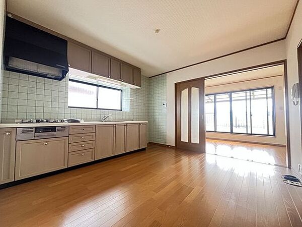 2階にも立派なキッチンがあります♪毎日楽しくお料理ができそうですね♪