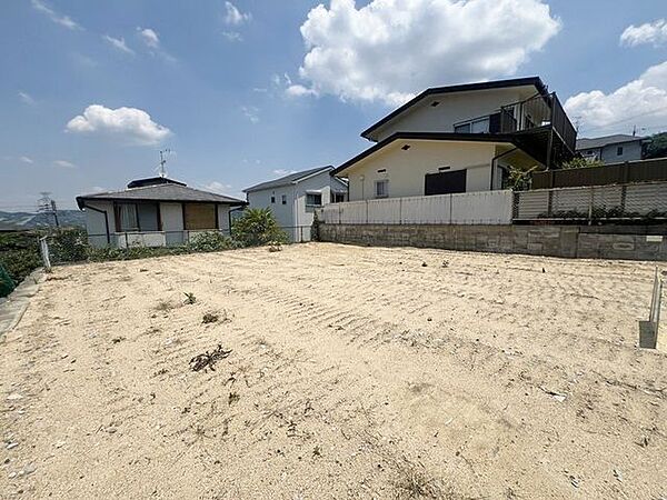 建築条件はありませんので、お好きなハウスメーカー・工務店にて建築可能です♪