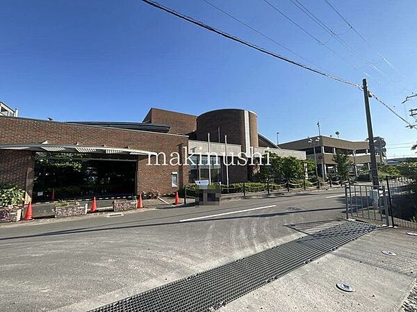 堺市立美原図書館 徒歩20分。 1590m