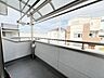 バルコニー：南東向きバルコニーは日当たりが良くお洗濯の効率アップ♪