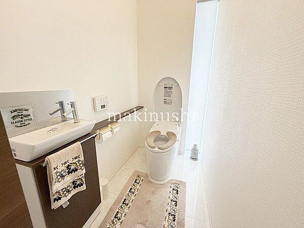 トイレを拡大表示