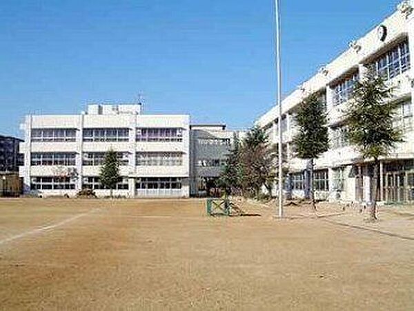 大阪狭山市立南第一小学校 徒歩4分。 310m