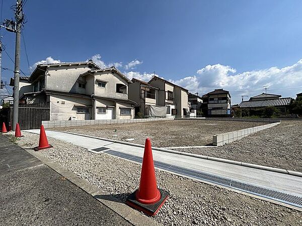 外観：327002206174