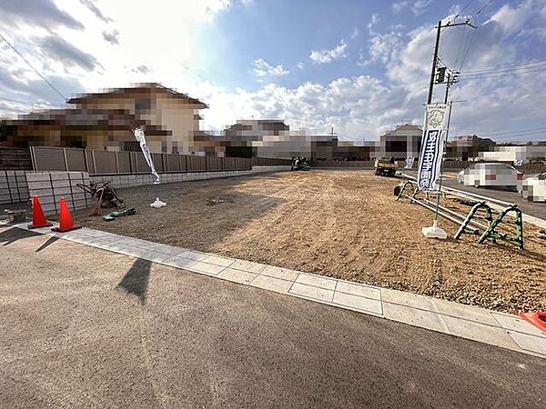 ■本多町1号地現地土地写真（40．83坪）■建築条件無し■河内長野駅まで徒歩14分■近隣商業施設充実■
